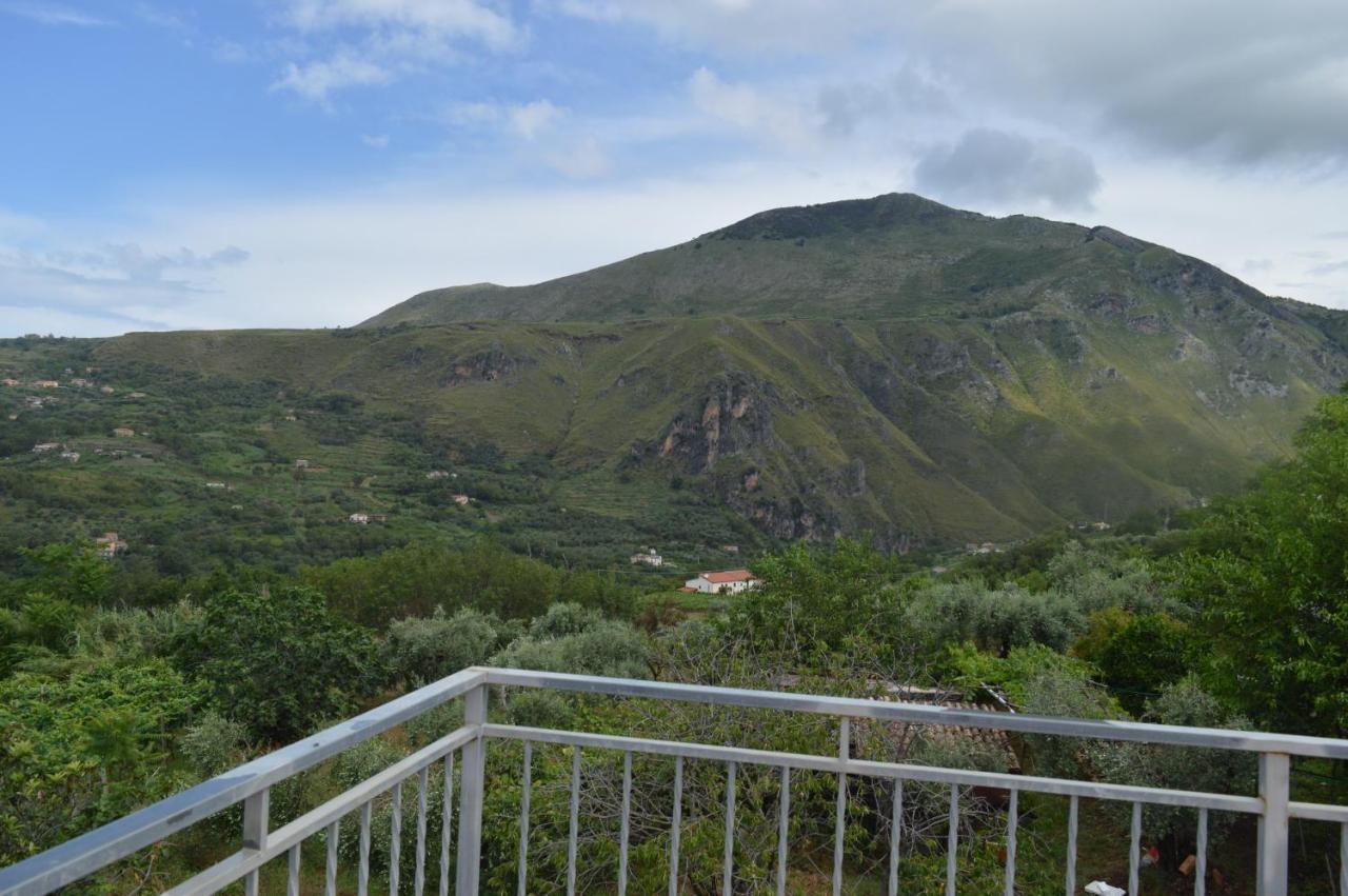 Vista D'Amare Acomodação com café da manhã Buonvicino Exterior foto