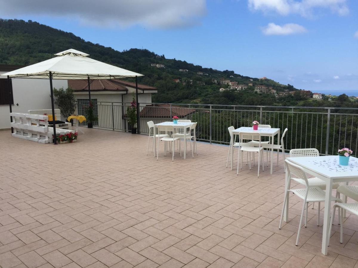 Vista D'Amare Acomodação com café da manhã Buonvicino Exterior foto