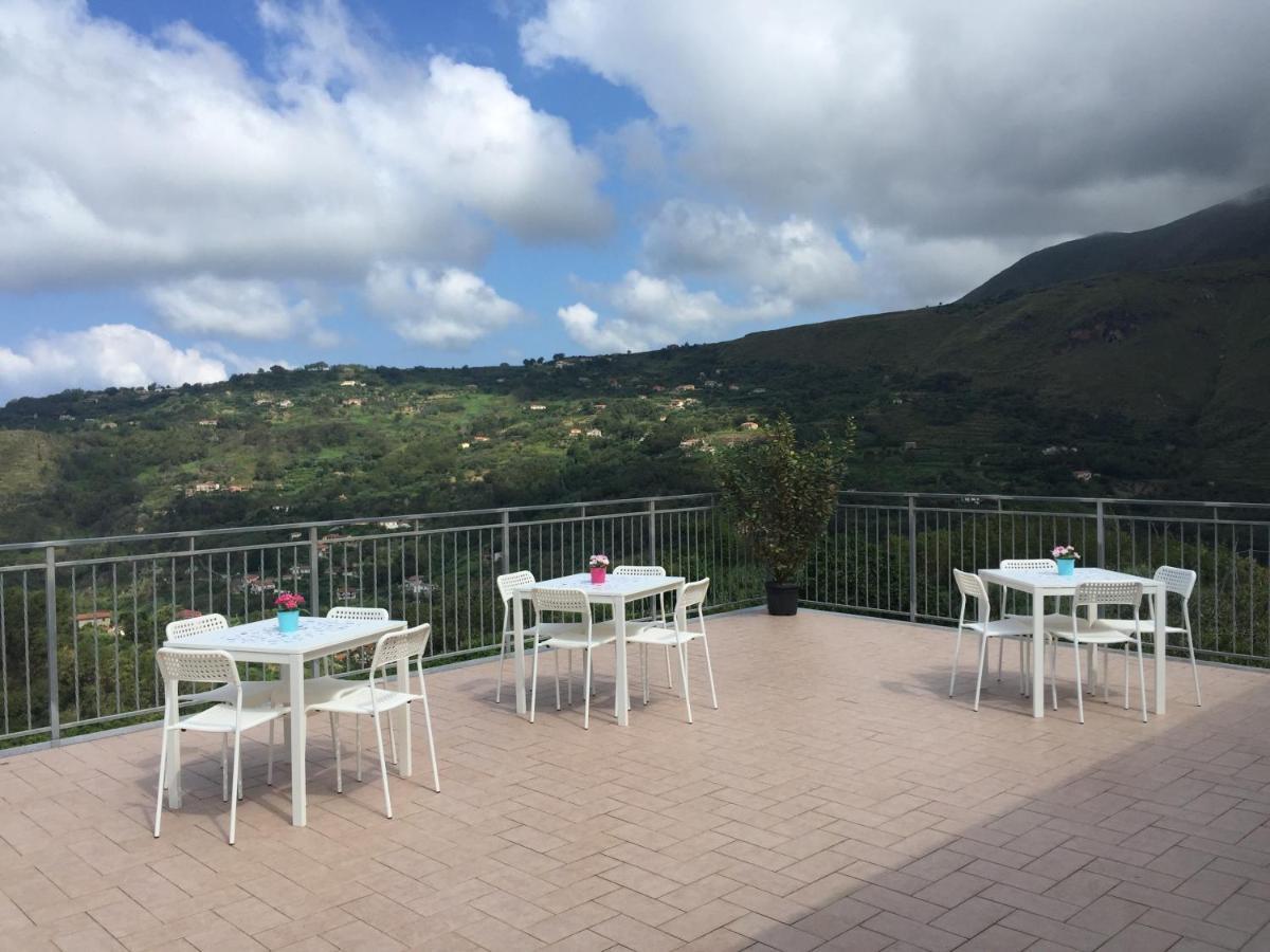 Vista D'Amare Acomodação com café da manhã Buonvicino Exterior foto